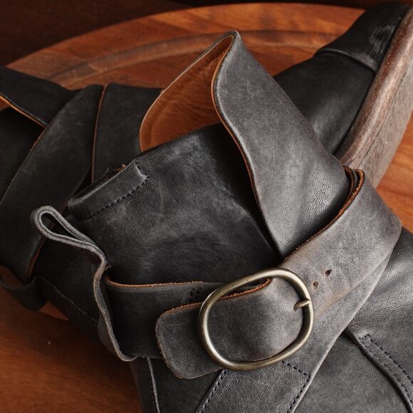 P. Monjo Boots Womens SZ EU 36 US 6 BLK Lexi Ankle Leather Pull On Moto Casual - Picture 7 of 13